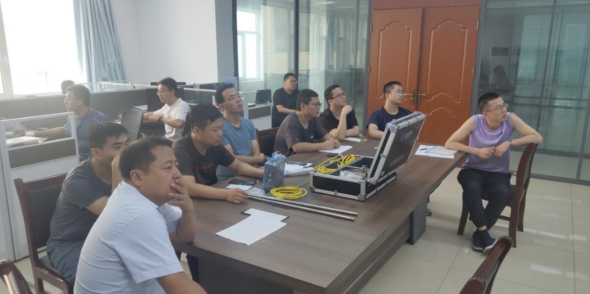 天宸物探對(duì)潞安集團(tuán)某某煤業(yè)公司生產(chǎn)科進(jìn)行“ZKXG100鉆孔成像儀”設(shè)備遠(yuǎn)程線上培訓(xùn)